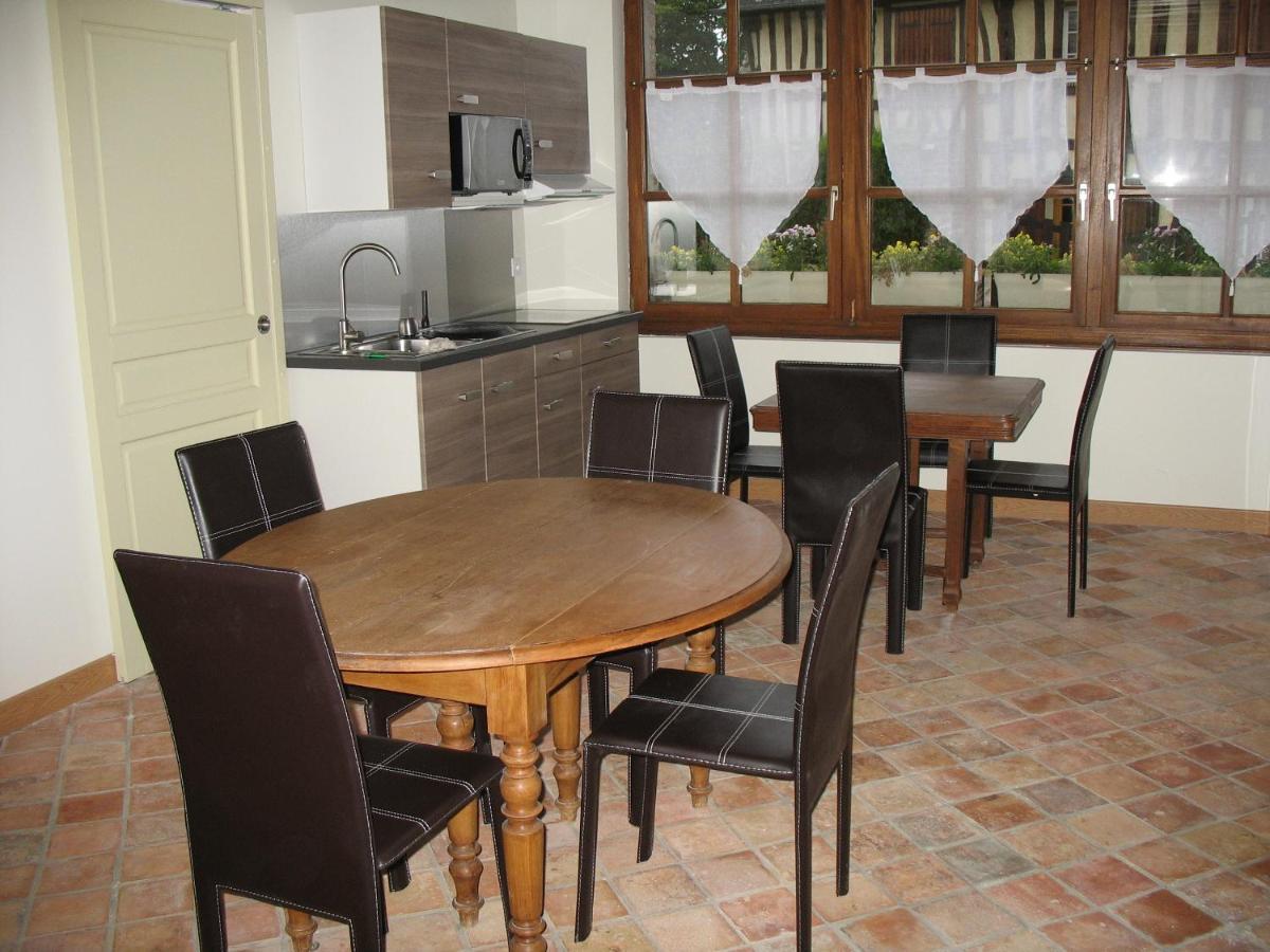 Chambres D'Hotes Les Hostises De Boscherville Saint-Martin-de-Boscherville Екстериор снимка